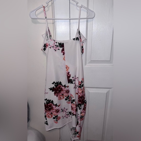 Crave Fame Floral Dress Size XL NWOT - Picture 3 of 4